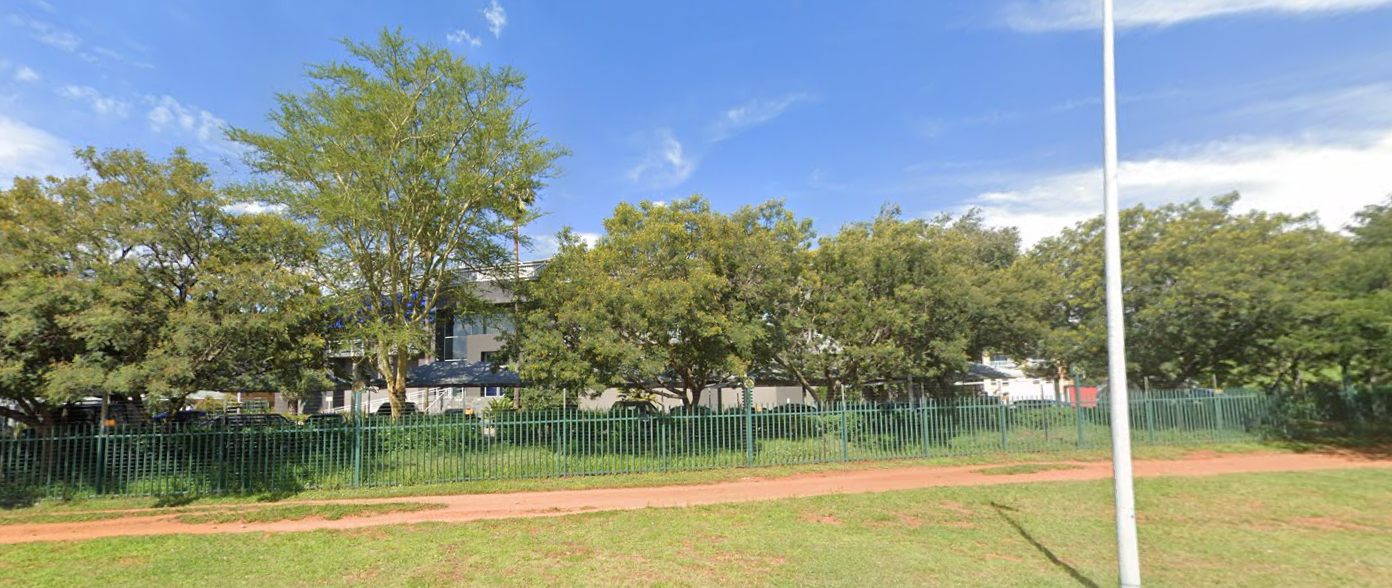 3-4 Drakensberg Drive - image 1